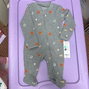 BNWT • Carter's Thermal Sports Onesie ( Newborn )